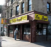 Ess-a-Bagel -- best bagels in NYC? (8k image)