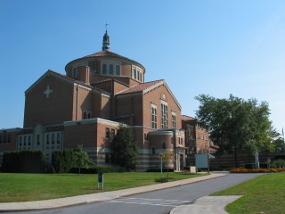 National Shrine of Saint Elizabeth Ann Seton (19k image)